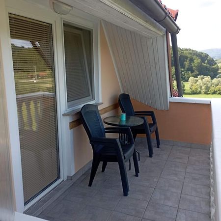 Apartamento Apartmaji In Sobe Kocjancic Podčetrtek Exterior foto